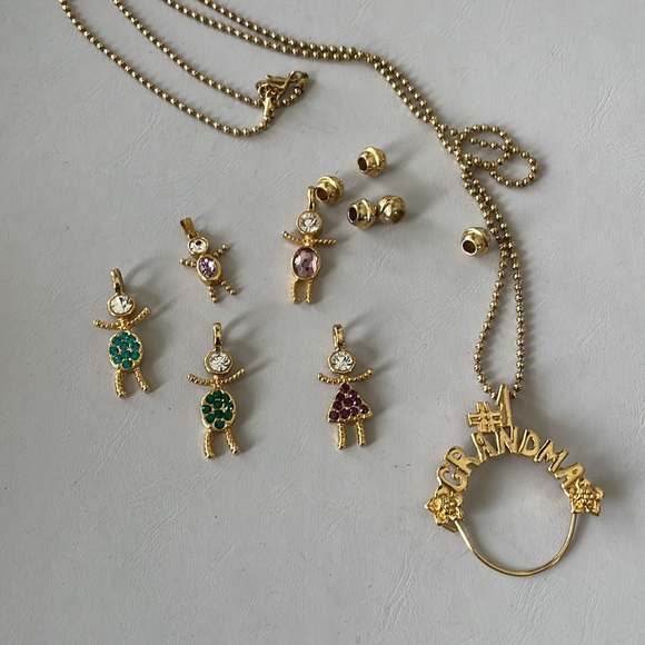 Vintage Necklace - Picture 5 of 6